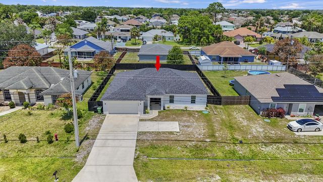 1049 SW Paar Drive, Port St. Lucie, FL 34953