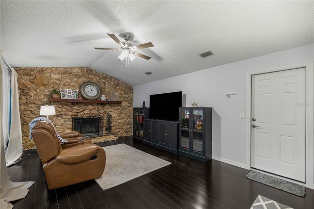 13750 105 PLACE SW, Dunnellon, FL 34432