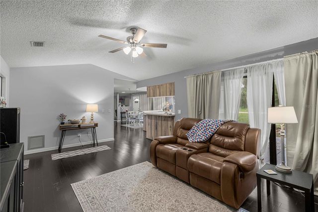 13750 105 PLACE SW, Dunnellon, FL 34432