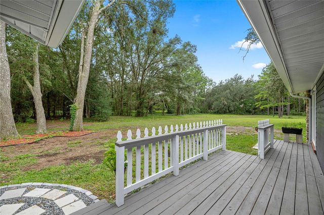 13750 105 PLACE SW, Dunnellon, FL 34432