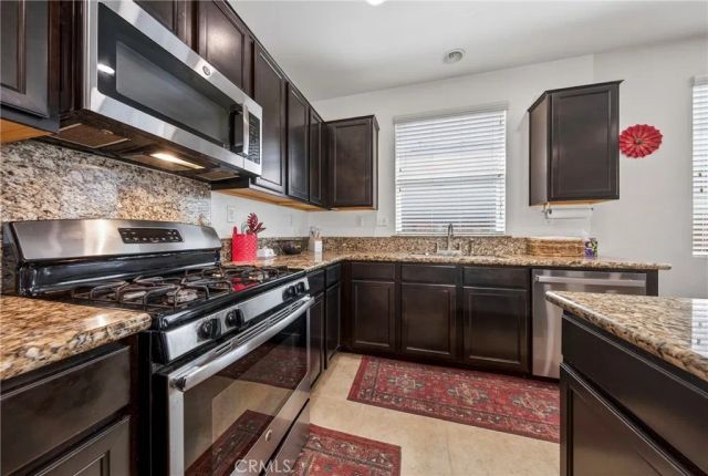 38539 Divot, Beaumont, CA 92223