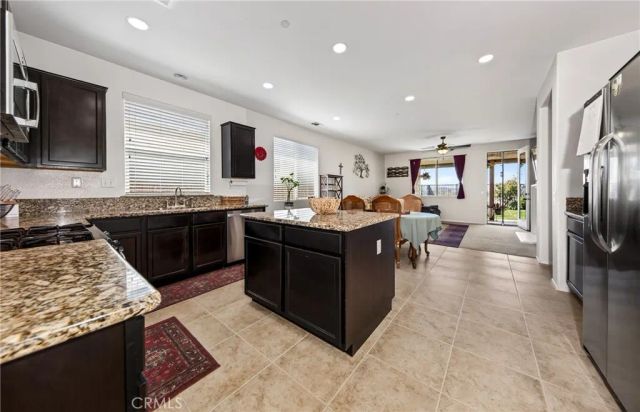 38539 Divot, Beaumont, CA 92223