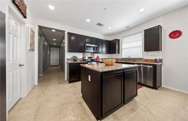 38539 Divot, Beaumont, CA 92223