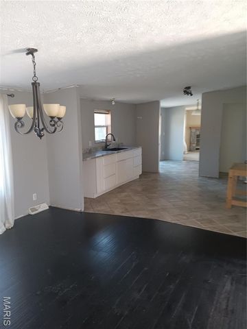 8732 Pine Ridge Lane, Dittmer, MO 63023