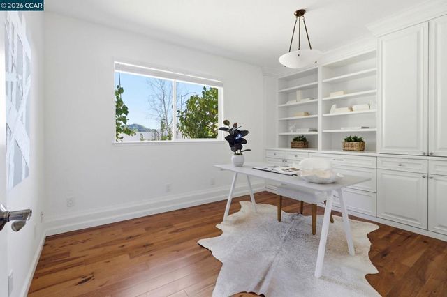 285 Claudia Ct, Moraga, CA 94556