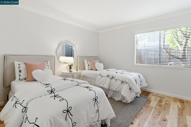 285 Claudia Ct, Moraga, CA 94556