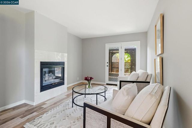 285 Claudia Ct, Moraga, CA 94556