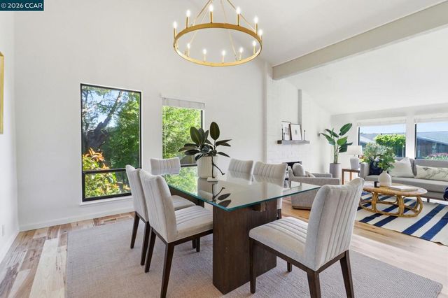 285 Claudia Ct, Moraga, CA 94556