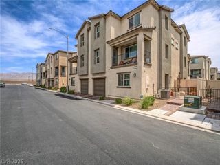 7002 Midnight Bronze Street, North Las Vegas, NV 89086