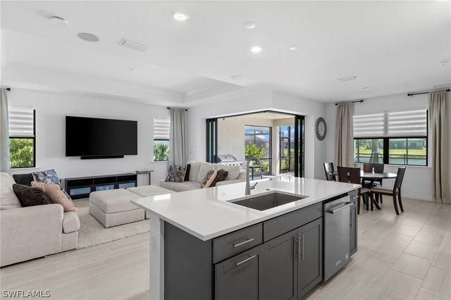 1854 Amador CT, Naples, FL 34120