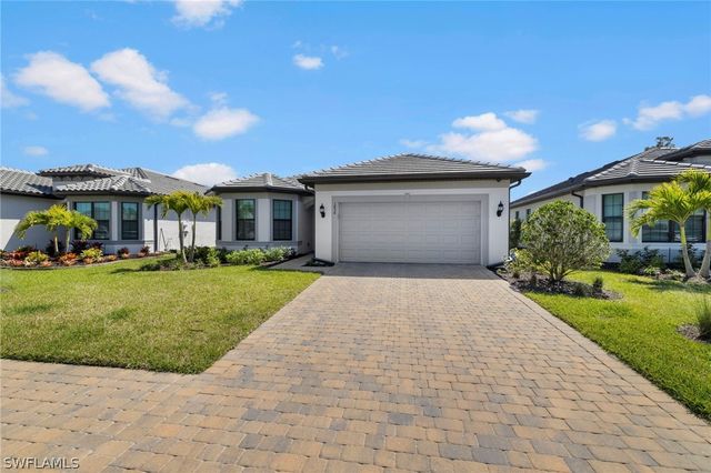 1854 Amador CT, Naples, FL 34120