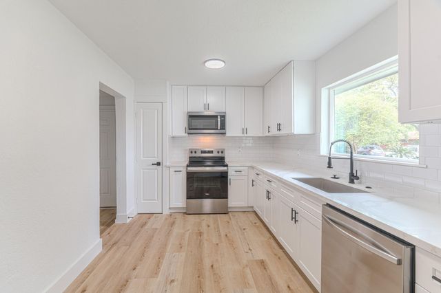 1905 Tennessee Street, Baytown, TX 77520