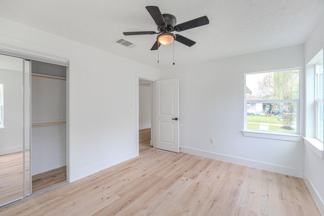 1905 Tennessee Street, Baytown, TX 77520