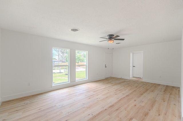 1905 Tennessee Street, Baytown, TX 77520