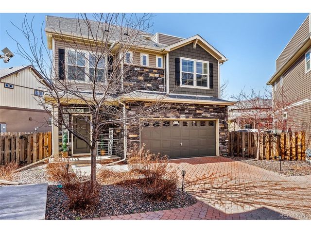 26168 E Maple Dr, Aurora, CO 80018