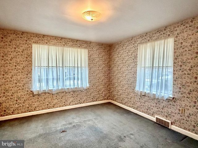 1418 MONROE AVE, Reading, PA 19610