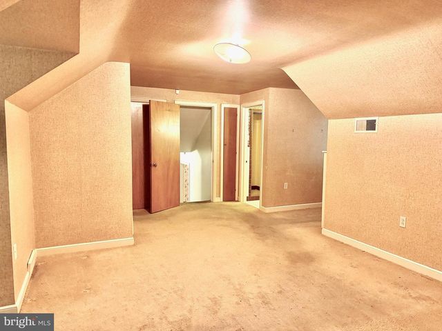 1418 MONROE AVE, Reading, PA 19610