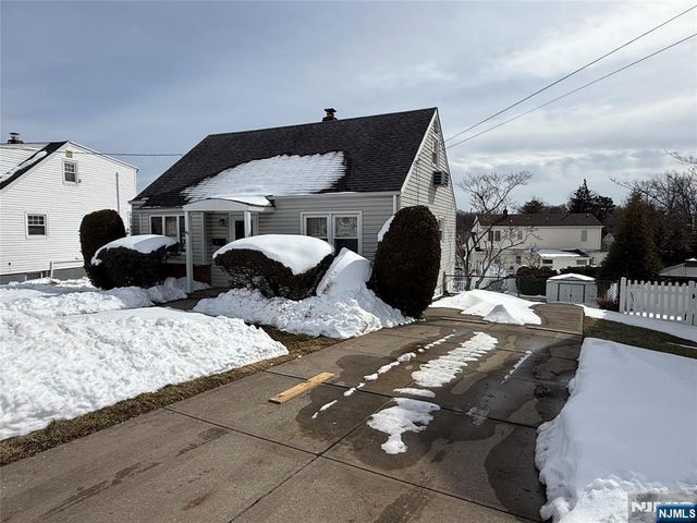 83 Ploch Road, Clifton, NJ 07013