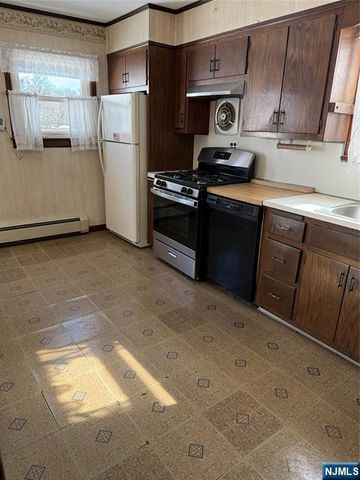 83 Ploch Road, Clifton, NJ 07013