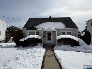 83 Ploch Road, Clifton, NJ 07013