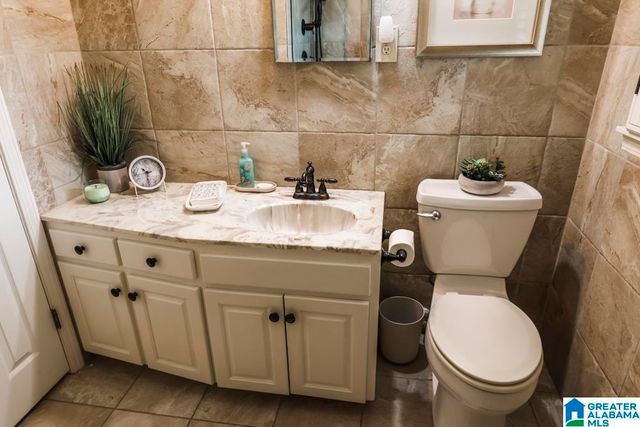 1324 SUNSET DRIVE, Weaver, AL 36277