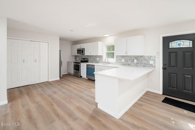 3704 Lewis Road, Milton, NY 12020