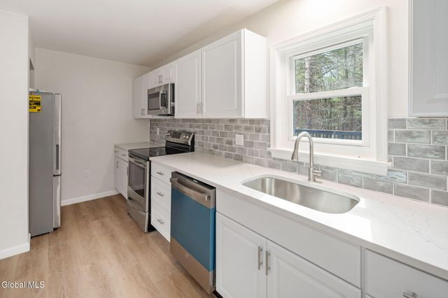 3704 Lewis Road, Milton, NY 12020