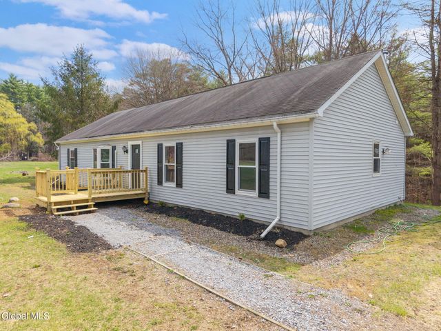 3704 Lewis Road, Milton, NY 12020