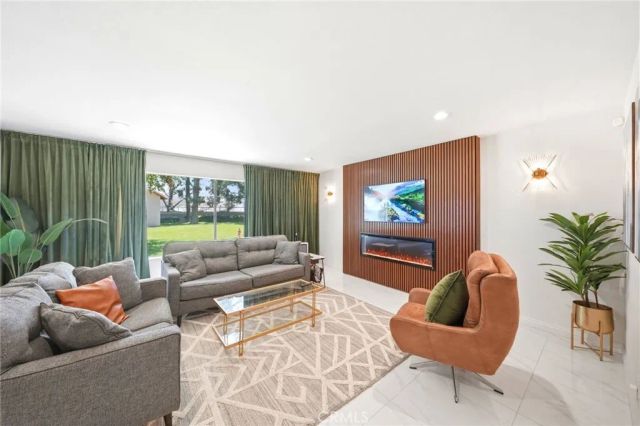5950 Imperial, South Gate, CA 90280