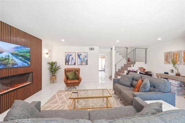 5950 Imperial, South Gate, CA 90280