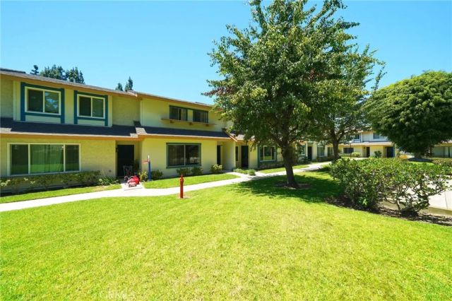 5950 Imperial, South Gate, CA 90280