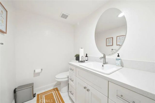 5950 Imperial, South Gate, CA 90280