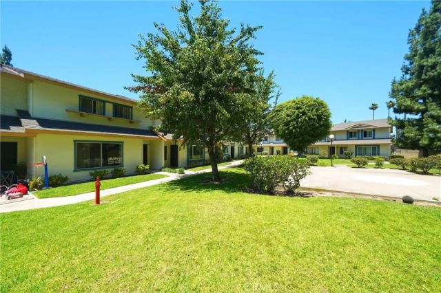 5950 Imperial, South Gate, CA 90280