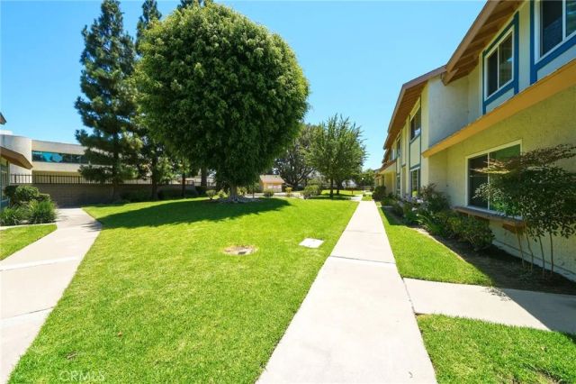 5950 Imperial, South Gate, CA 90280