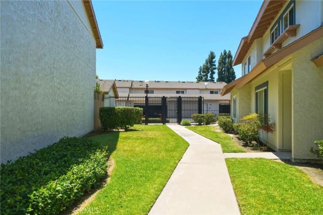 5950 Imperial, South Gate, CA 90280