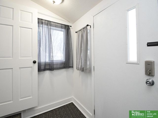 558 W 7th Street, York, NE 68467