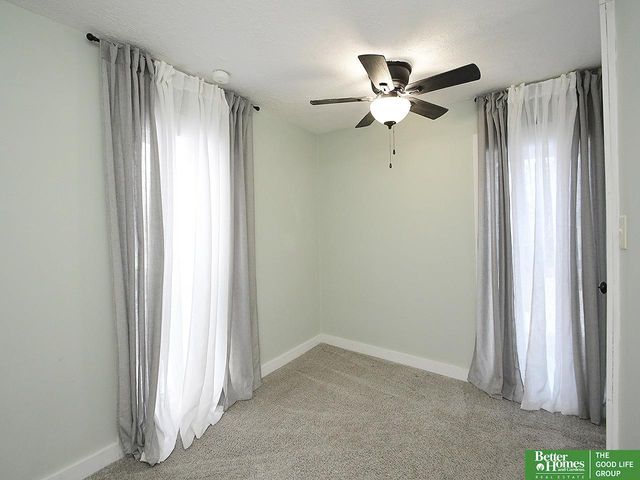 558 W 7th Street, York, NE 68467