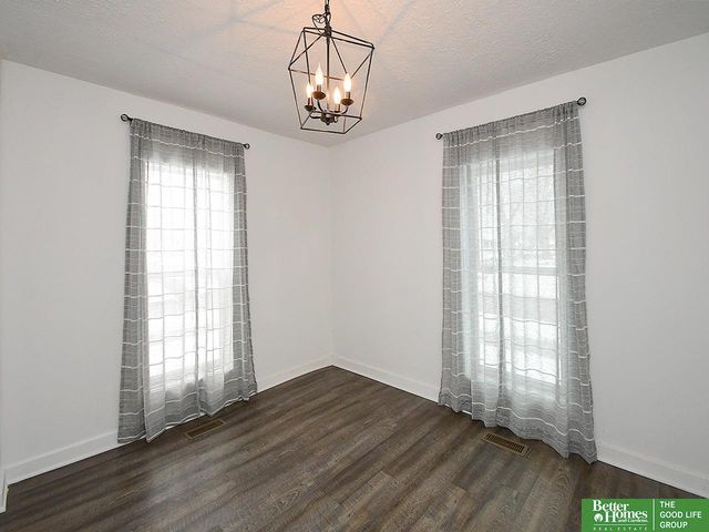 558 W 7th Street, York, NE 68467