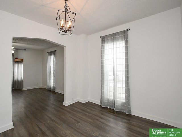 558 W 7th Street, York, NE 68467