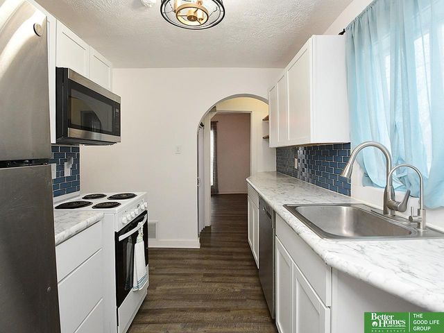 558 W 7th Street, York, NE 68467