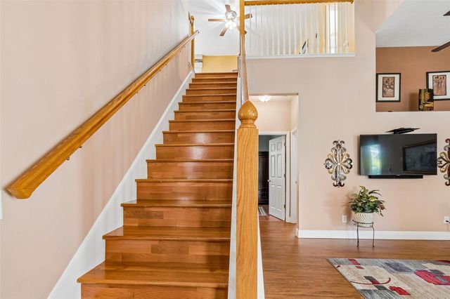 10409 GOLDENBROOK WAY, Tampa, FL 33647
