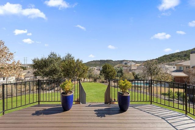 405 Baldovino SKWY, Lakeway, TX 78738