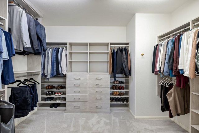 405 Baldovino SKWY, Lakeway, TX 78738