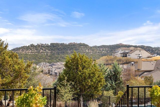 405 Baldovino SKWY, Lakeway, TX 78738