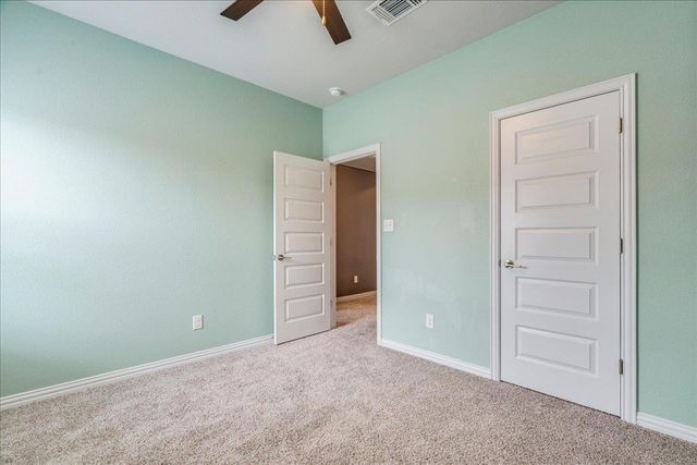 610 Stonewood LN, Buda, TX 78610