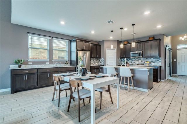 610 Stonewood LN, Buda, TX 78610