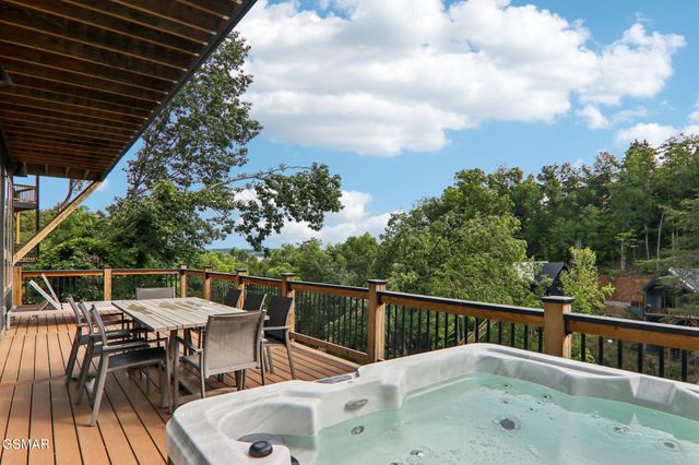 134 Jolene Way, Sevierville, TN 37876