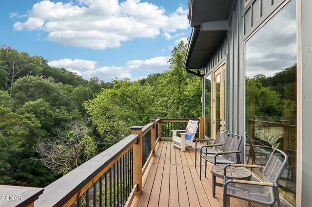 134 Jolene Way, Sevierville, TN 37876
