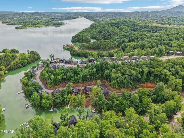 134 Jolene Way, Sevierville, TN 37876