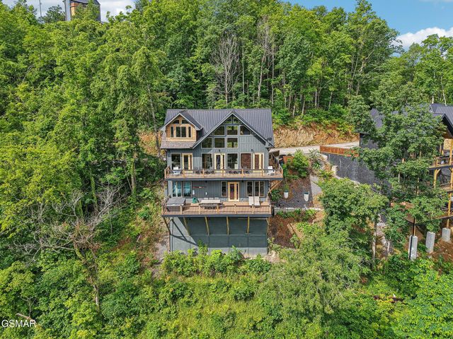 134 Jolene Way, Sevierville, TN 37876